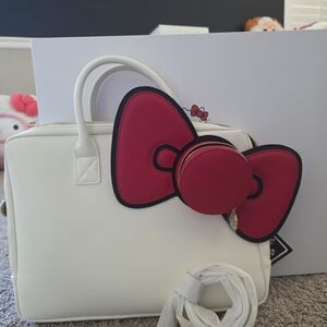 Hello Kitty White and Red Bow Handbag